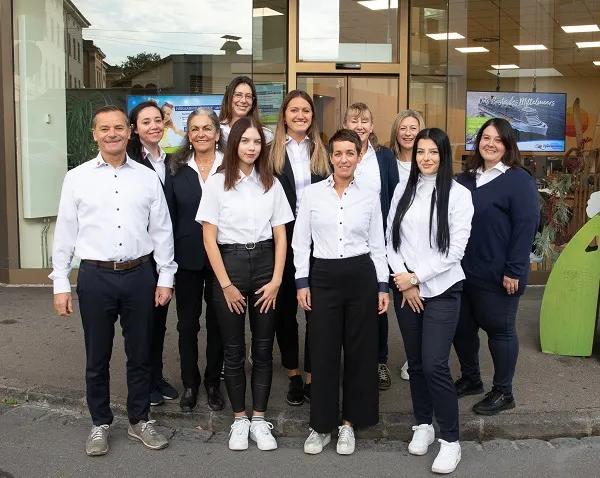 Gruppenfotos Mitarbeiter, Reisebüro, Verkauf