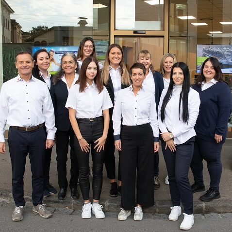 Gruppenfotos Mitarbeiter, Reisebüro, Verkauf