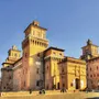 Ferrara, Castello Estenese - Fotolia © Leonid Andronov