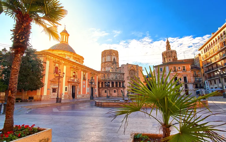 Plaza de la Virgen in Valencia