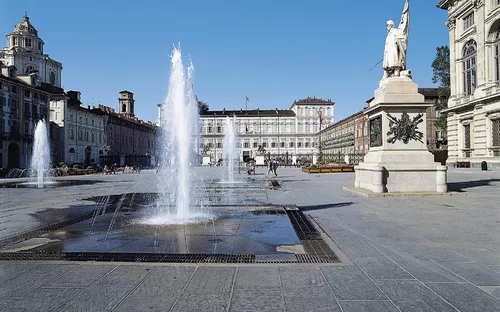 Piazza San Carlo in Turin mit seinen Zwillingskirchen