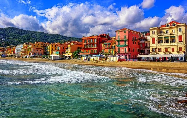Touristische Stadt Alassio an der italienischen Riviera, Italien