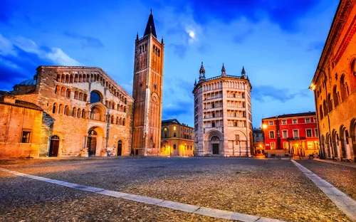 Kathedrale von Parma auf der Piazza del Duomo