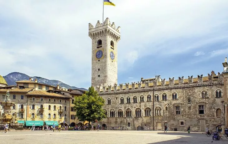 Piazza del Duomo mit Campanile