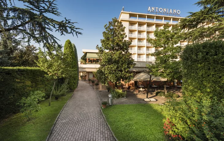 Hotel Antoniano