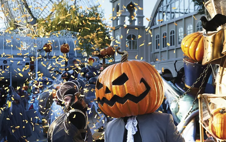 Europa-Park, Halloween Parade