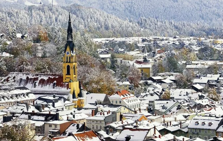 Blick auf Bad Tölz im Winter