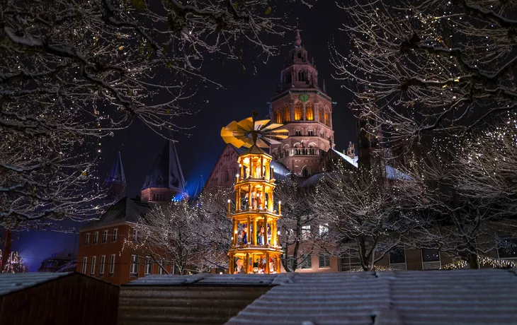 Weihnachtsmarkt am Mainzer Dom