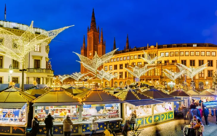 Weihnachtsmarkt in Wiesbaden, Deutschland