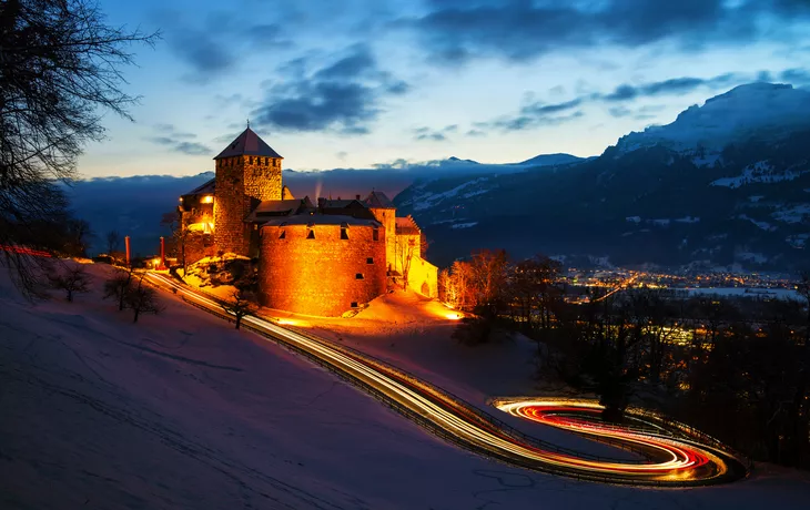Schloss von Vaduz bei Sonnenuntergang