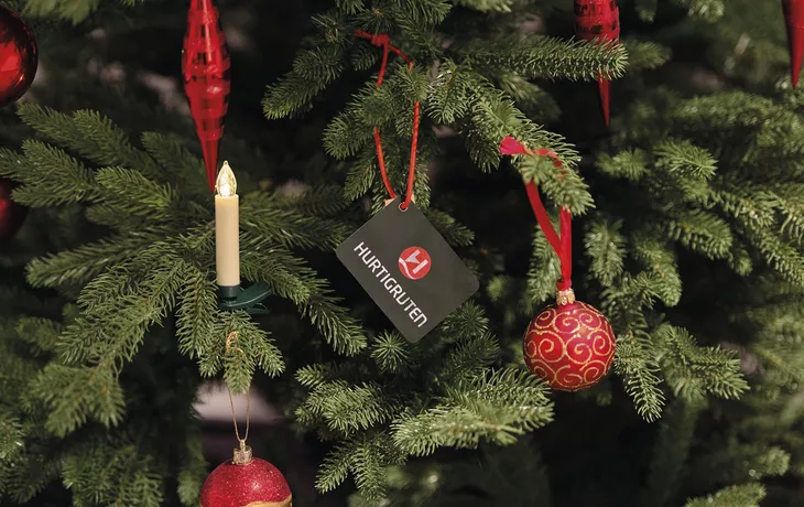 Hurtigruten, Christbaum an Bord