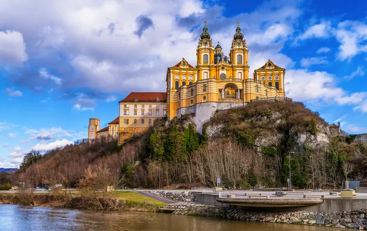 Stift Melk im Winter