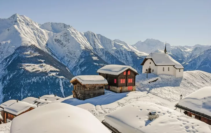 winterliche Kapelle Maria zum Schnee in Bettmeralp