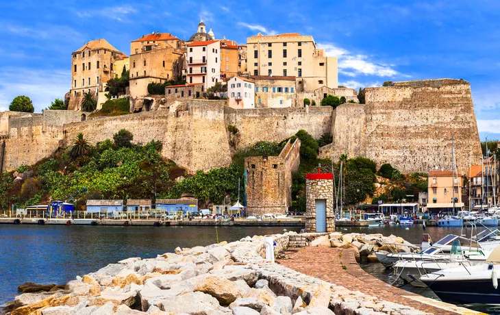 Calvi - Panoramablick mit Festung