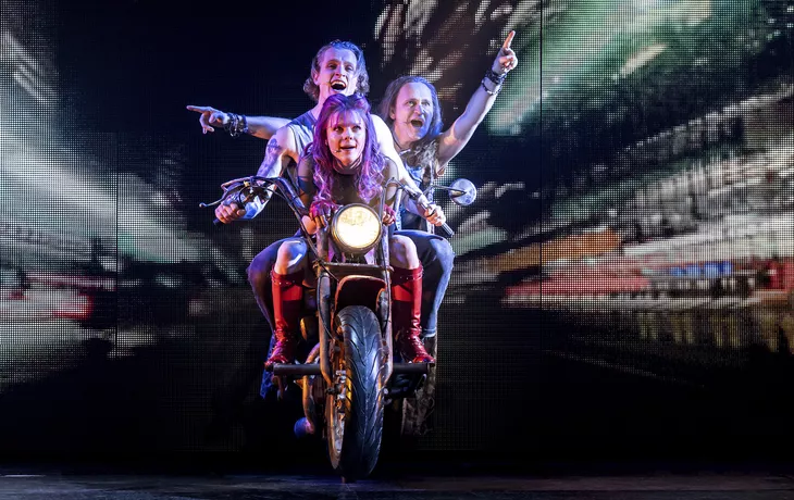 WE WILL ROCK YOU