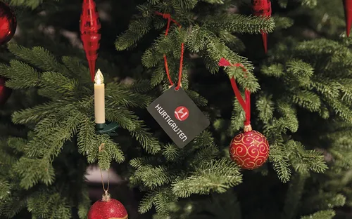 Hurtigruten, Christbaum an Bord