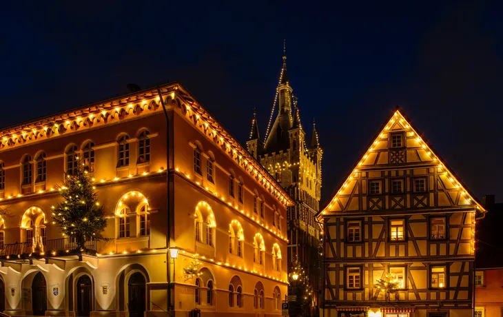 Bad Wimpfen mit Weihnachtsbeleuchtung