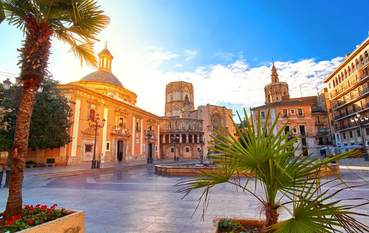 Plaza de la Virgen in Valencia