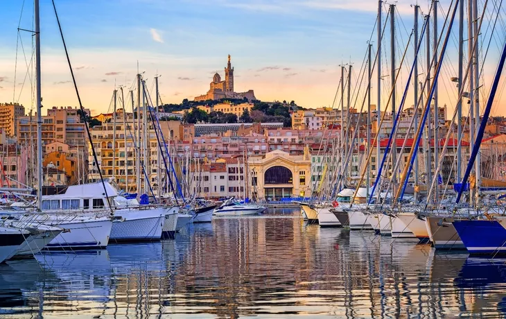 Yachten im alten Hafen von Marseille, Frankreich
