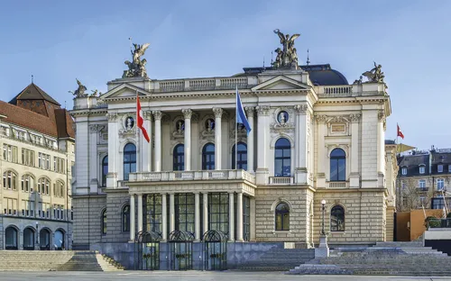Opernhaus in Zürich