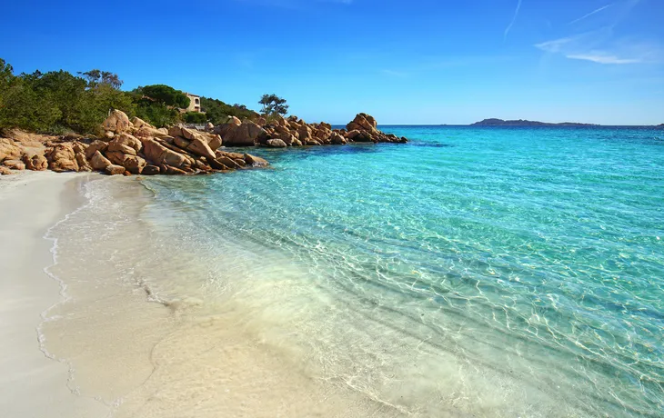 Spiaggia Capriccioli an der Costa Smeralda auf Sardinien