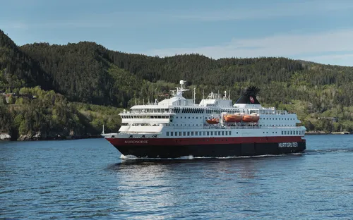 MS Nordnorge, Hurtigruten
